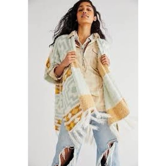FREE PEOPLE Women's Diamondback Cozy Kimono In Ivory Boho Aztec Print One Size - Picture 2 of 7